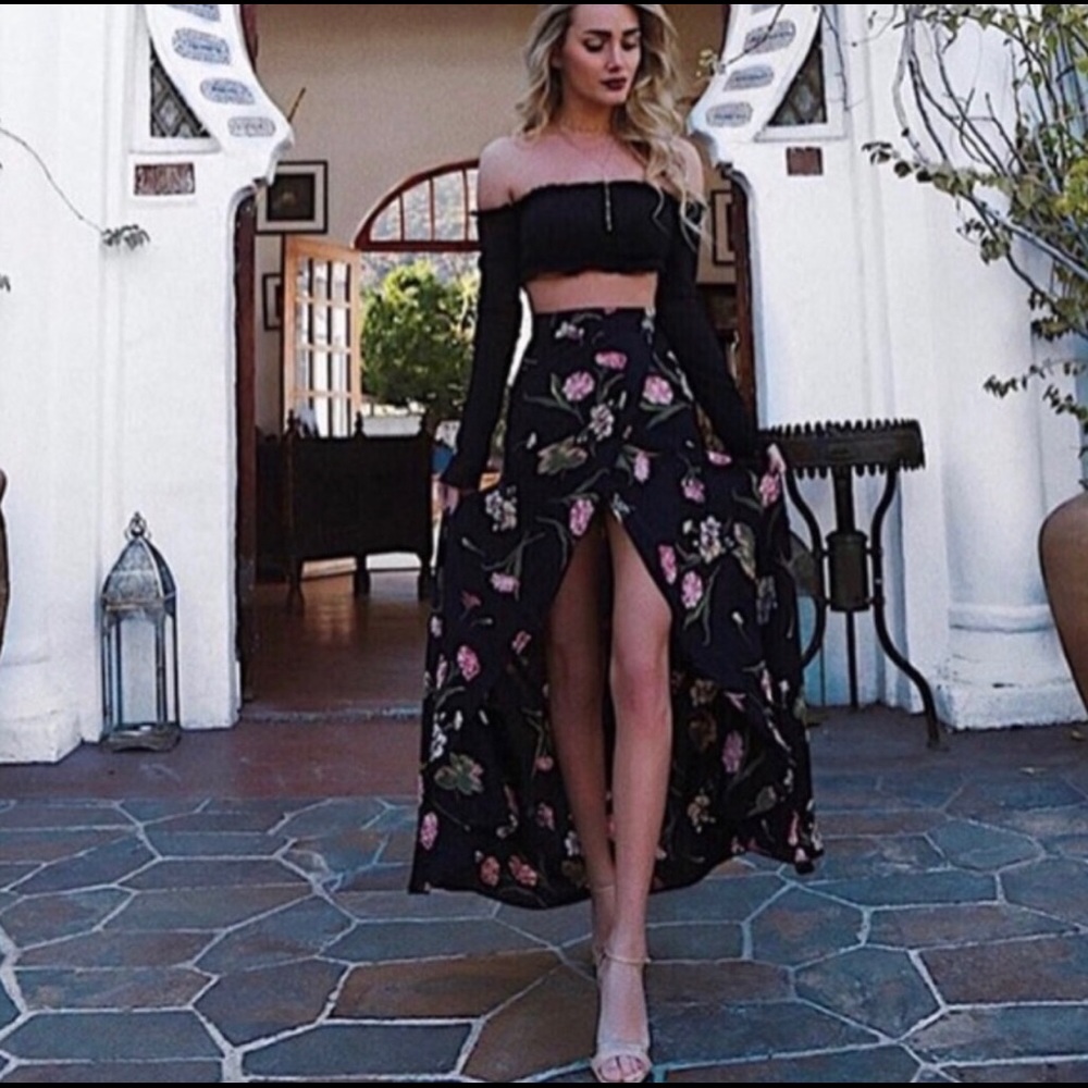 Flynn Skye Wrap It Up Skirt in Night Bloom SZ M